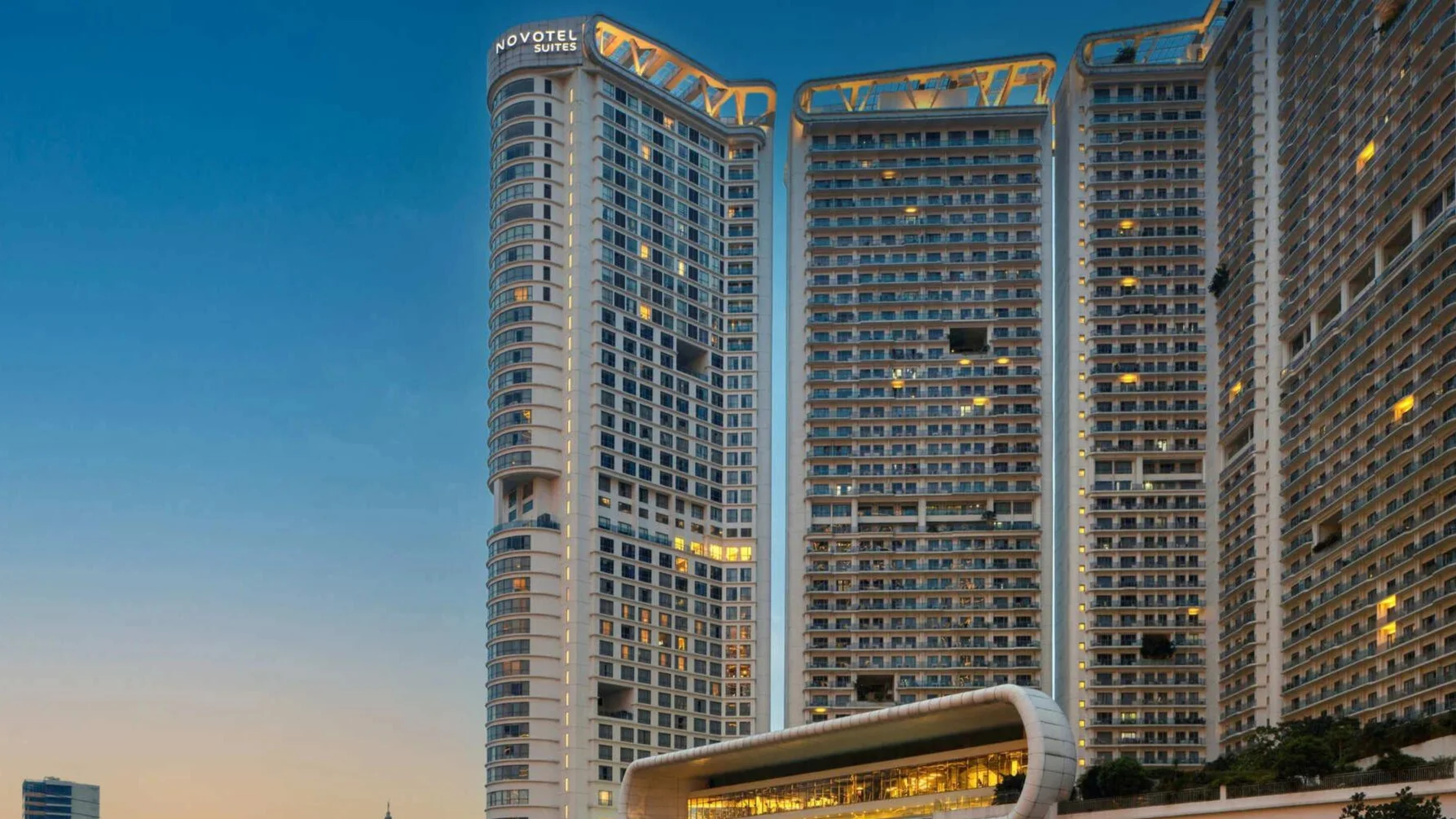 Novotel Suites Manila 360 Virtual Tour by Artem Levy