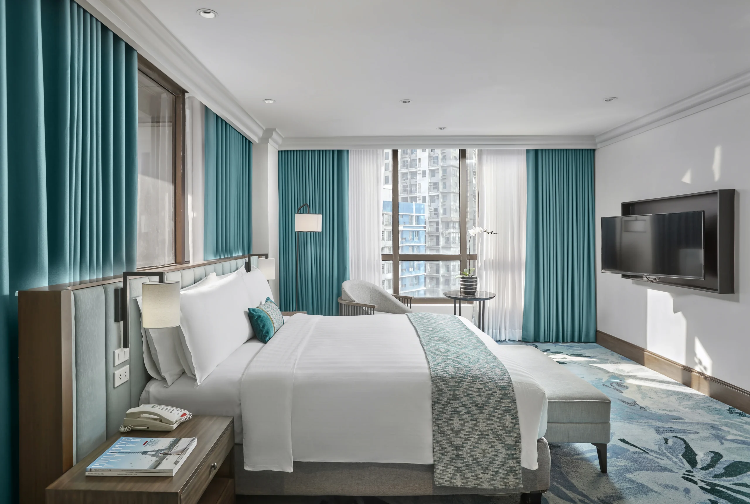 Holiday_Inn_Manila_Galleria_Interior_Photography_By_Artem_Levy Holiday Inn Galleria interior photo of a one bedroom by Artem Levy