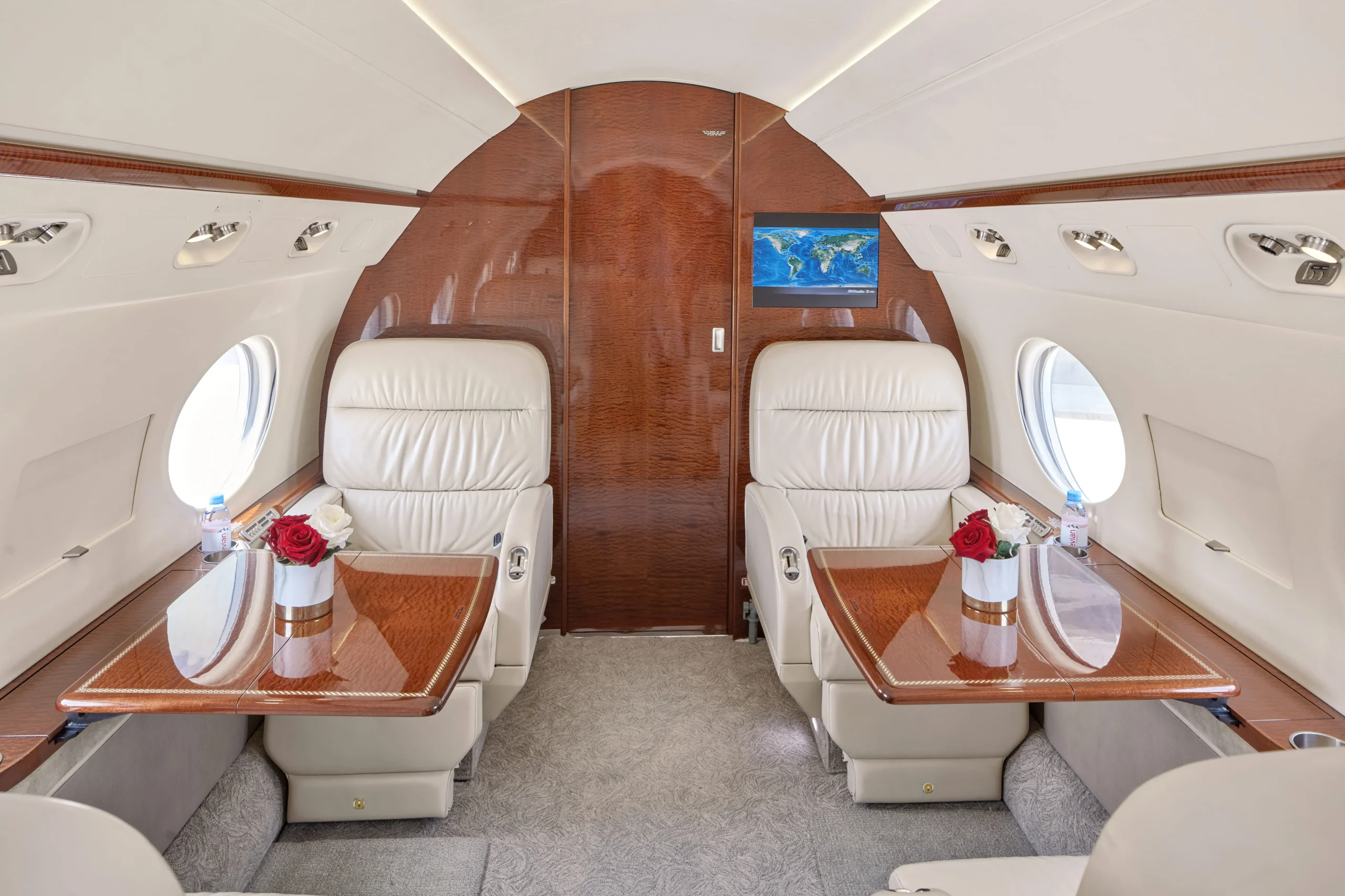 2010 GULFSTREAM shot by Artem Levy