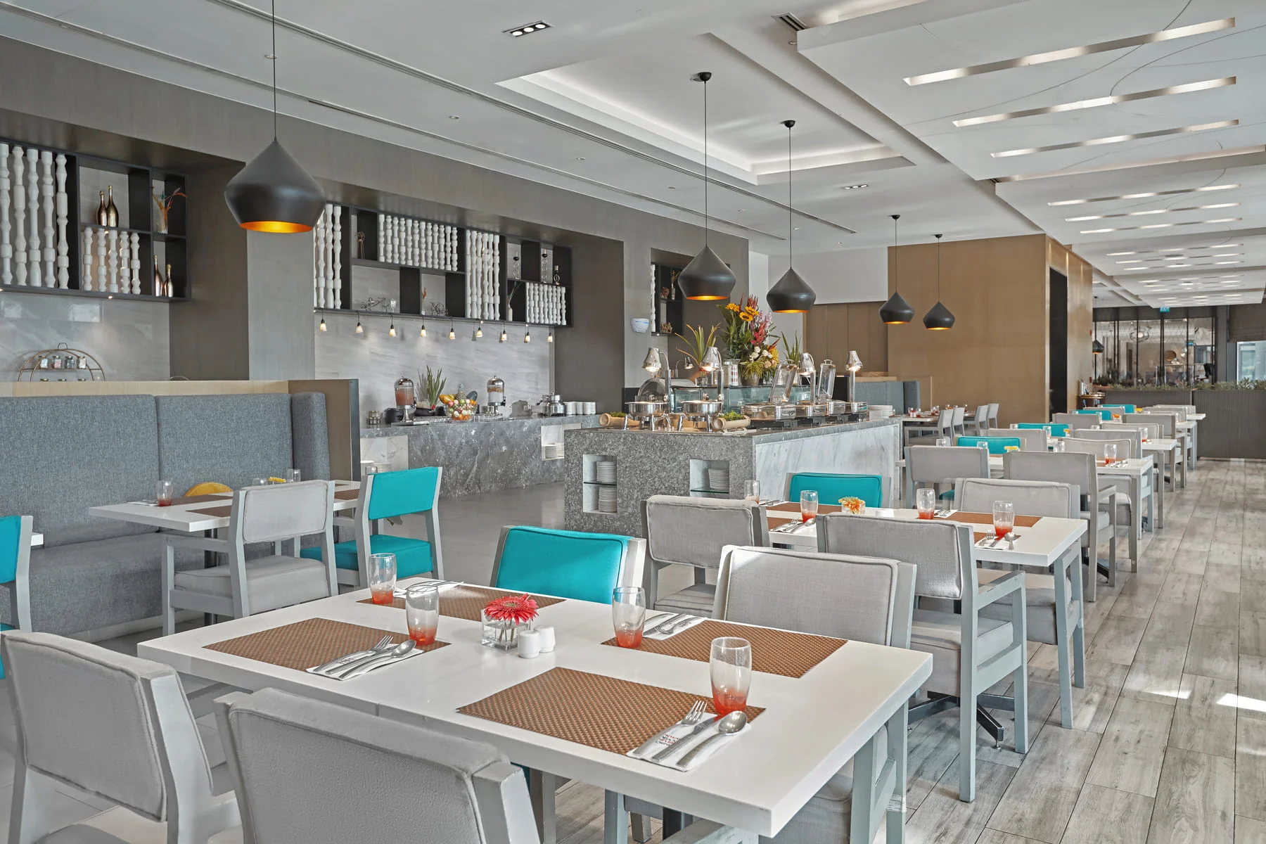 Savoy Hotel Manila Restaurant interior photo by Artem levy